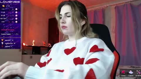 Snapshot of danielacooperx chatting on February 16, 7:49 pm Daniela Cooper online show from February 16, 7:49 pm