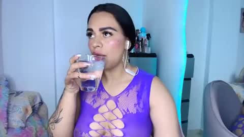 I think I will close this page please leave me a message if you want to know about me online show from October 1, 5:24 am