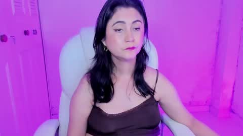 Snapshot of danielahot2 chatting on February 10, 8:42 am Daniela online show from February 10, 8:42 am