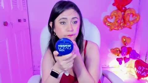 Snapshot of danielahot2 chatting on February 14, 9:34 am Daniela online show from February 14, 9:34 am