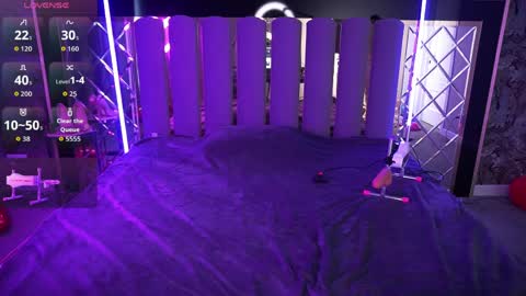 Snapshot of danielareign chatting on March 31, 1:33 pm danielareign online show from March 31, 1:33 pm