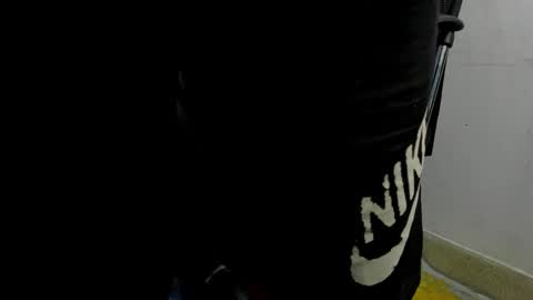 Snapshot of danielclarton chatting on October 16, 1:50 am DANIEL online show from October 16, 1:50 am