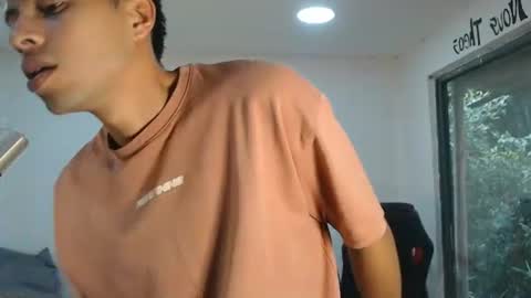 danielitopapii online show from October 20, 6:52 pm