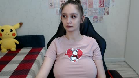 Snapshot of daniella_martin chatting on April 3, 12:41 am Daniella Martin online show from April 3, 12:41 am