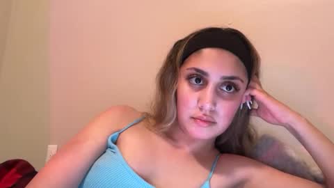 daniellarae1 online show from May 11, 5:13 am
