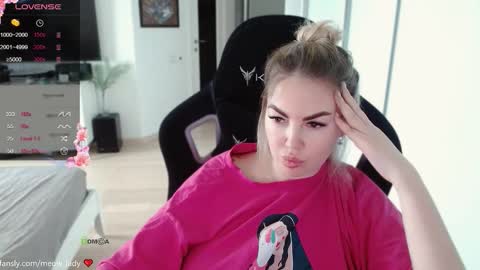 Danny online show from February 18, 6:53 am