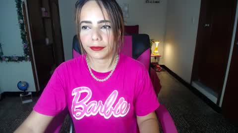 Angie online show from December 1, 5:35 pm