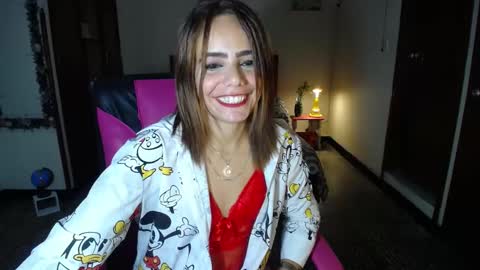 Angie online show from January 8, 5:37 pm