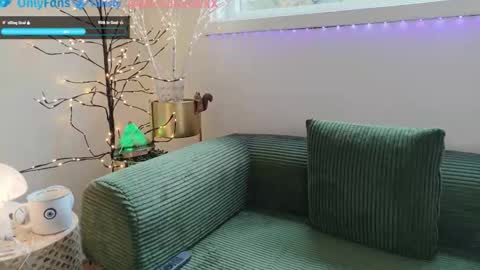 daniellemxxx online show from March 31, 5:24 pm