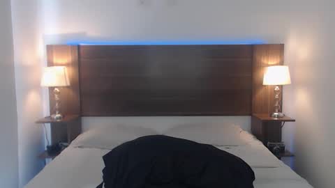 daniellerain online show from November 9, 5:33 pm