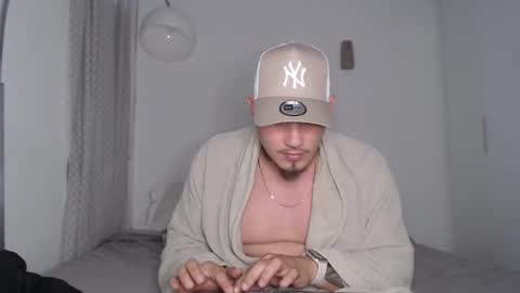 Snapshot of danielmilan chatting on February 3, 11:42 am THE BIG BOSS online show from February 3, 11:42 am