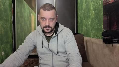 DanieloCool online show from October 2, 7:04 am