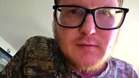 Daniel    y. online show from October 24, 9:22 pm