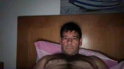 Snapshot of danieltalho23 chatting on July 8, 8:24 pm danieltalho23 online show from July 8, 8:24 pm