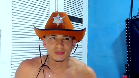 Snapshot of danii_scot chatting on January 16, 10:21 am Dani online show from January 16, 10:21 am
