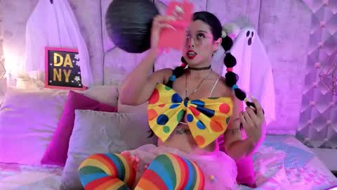 DaniiBelluci  online show from November 1, 2:46 am