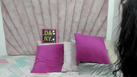 DaniiBelluci  online show from January 19, 3:16 pm