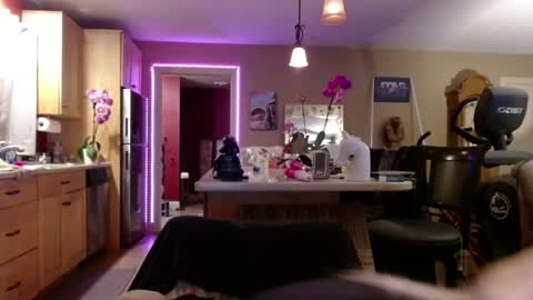 DanikaWhite69 online show from May 12, 3:09 pm