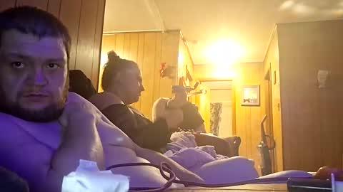 Snapshot of daninboone05 chatting on April 6, 3:48 am daninboone05 online show from April 6, 3:48 am