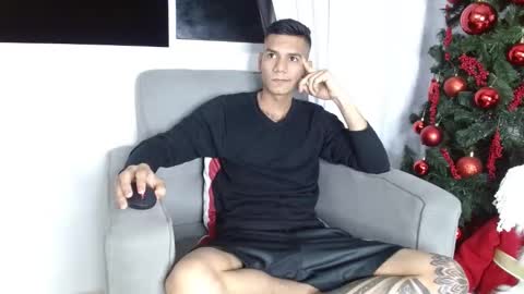 Snapshot of danisex_1 chatting on January 9, 2:47 am danisex_1 online show from January 9, 2:47 am