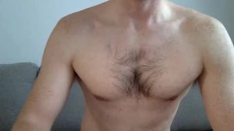 Snapshot of danishguysdicks chatting on September 26, 6:28 am Buzzy online show from September 26, 6:28 am