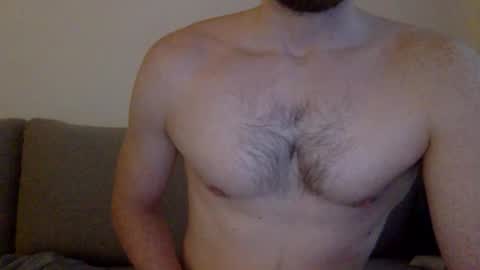 Snapshot of danishguysdicks chatting on January 16, 7:56 am Buzzy online show from January 16, 7:56 am