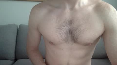 Snapshot of danishguysdicks chatting on February 1, 12:48 pm Buzzy online show from February 1, 12:48 pm