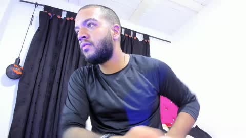 Snapshot of dann_27 chatting on February 27, 4:20 am Dann online show from February 27, 4:20 am