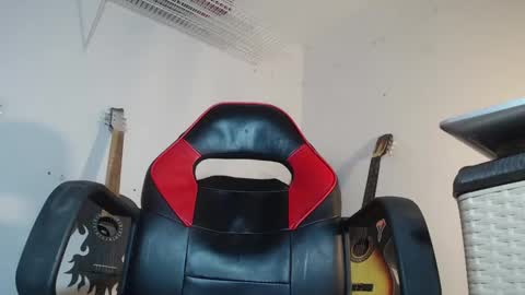 Snapshot of dann_hill1 chatting on March 7, 2:04 am dann hill1 online show from March 7, 2:04 am