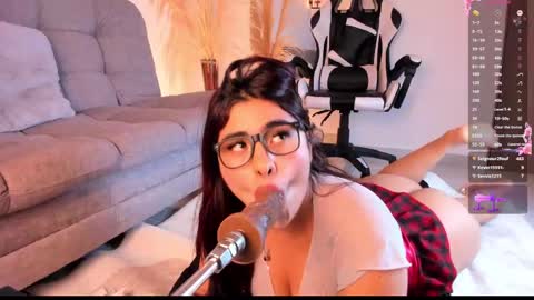 danna_adams1 online show from February 12, 2:35 am