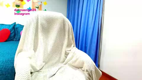 Danna online show from September 18, 11:07 pm