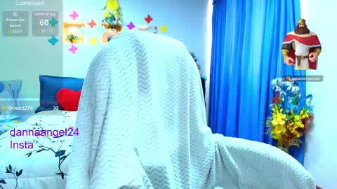 Snapshot of danna_angel chatting on March 9, 8:57 pm Danna online show from March 9, 8:57 pm