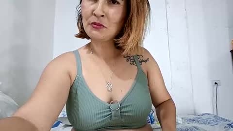danna_isabela online show from March 12, 10:38 pm