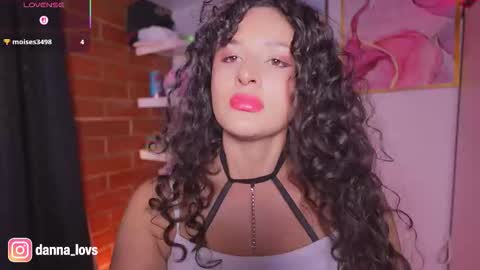 Danna Lovs online show from September 25, 5:49 pm