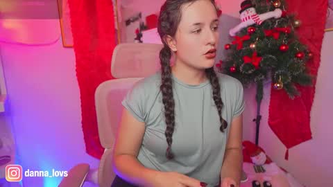 Danna Lovs online show from November 21, 5:33 pm