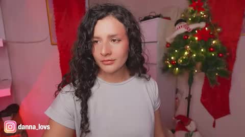 Danna Lovs online show from December 4, 7:11 pm