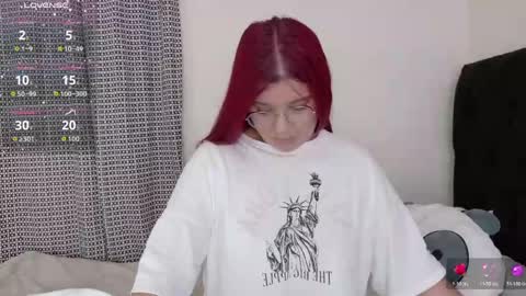 Snapshot of danna_luu chatting on May 9, 3:01 am Danna online show from May 9, 3:01 am