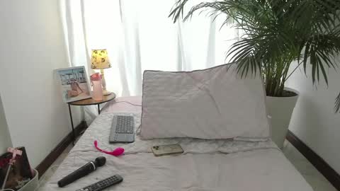 Danna Martinez online show from May 11, 6:49 pm