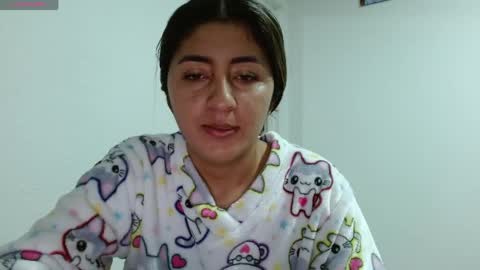 Snapshot of danna_peterson chatting on April 22, 11:50 pm Danna online show from April 22, 11:50 pm