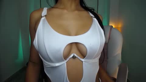 Danna online show from October 1, 9:43 pm