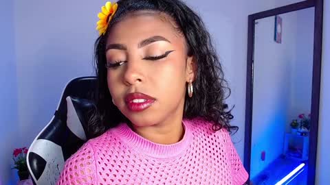 Snapshot of danna_schmidt23 chatting on February 7, 12:06 pm Danna online show from February 7, 12:06 pm