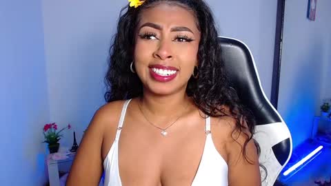 Snapshot of danna_schmidt23 chatting on February 7, 3:52 pm Danna online show from February 7, 3:52 pm