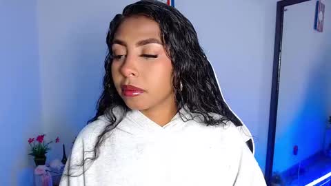 Snapshot of danna_schmidt23 chatting on February 10, 9:04 am Danna online show from February 10, 9:04 am