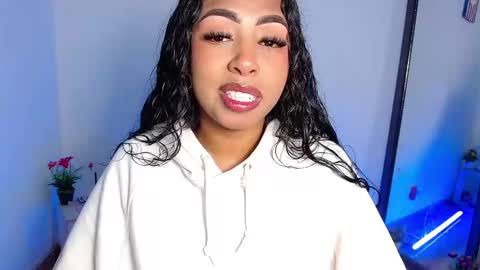 Snapshot of danna_schmidt23 chatting on February 28, 7:58 am Danna online show from February 28, 7:58 am