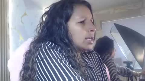 danna_sg online show from July 19, 2:10 pm