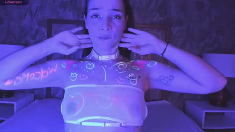    online show from October 5, 1:09 pm