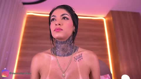 Danna Berlin  online show from March 26, 7:52 pm