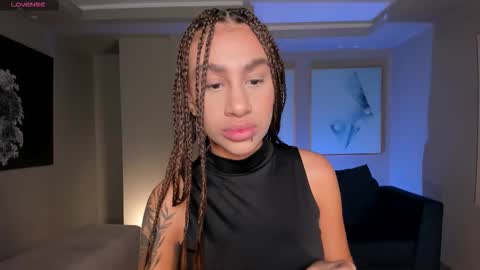 Danna Cruz  online show from October 12, 10:25 am