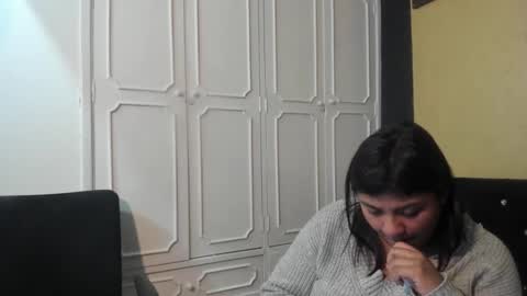 Danna Garza online show from February 4, 4:15 am