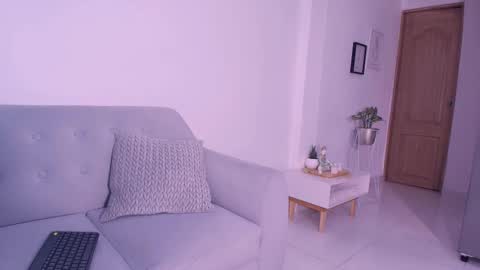 Insta DannaBlueX  online show from March 19, 7:40 pm